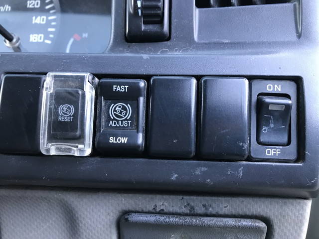 いすゞエルフダブルキャブ（Wキャブ）小型（2t・3t）[写真40]