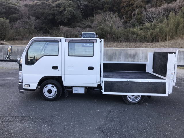 いすゞエルフダブルキャブ（Wキャブ）小型（2t・3t）[写真06]