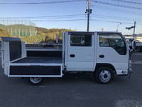 いすゞエルフダブルキャブ（Wキャブ）小型（2t・3t）[写真08]