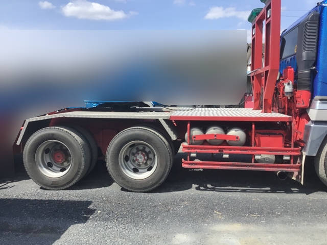 三菱ふそうスーパーグレートトレーラーヘッド（トラクターヘッド）大型（10t）[写真11]