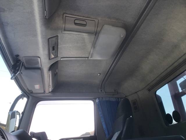 三菱ふそうスーパーグレートトレーラーヘッド（トラクターヘッド）大型（10t）[写真32]