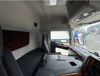 三菱ふそうスーパーグレートトレーラーヘッド（トラクターヘッド）大型（10t）[写真17]