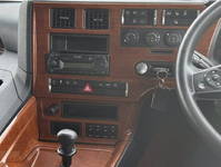 三菱ふそうスーパーグレートトレーラーヘッド（トラクターヘッド）大型（10t）[写真08]