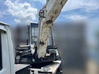 いすゞエルフ穴掘建柱車小型（2t・3t）[写真13]