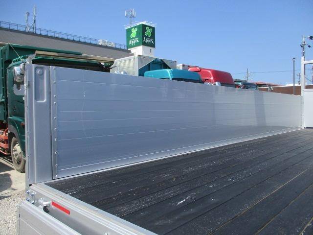 三菱ふそうファイタークレーン4段増トン（6t・8t）[写真15]