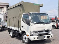 トヨタトヨエースカーテン車小型（2t・3t）[写真01]