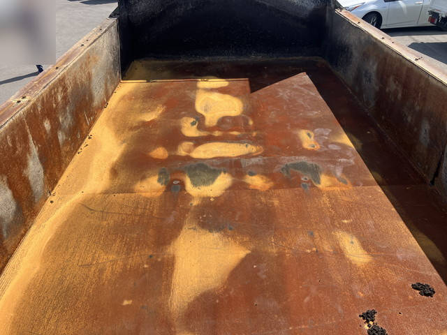 UDトラックスビッグサムダンプ大型（10t）[写真24]