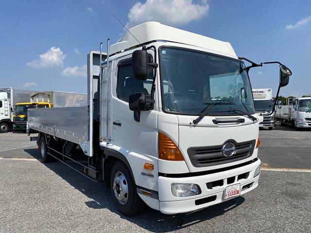 日野レンジャーアルミブロック中型（4t）[写真03]