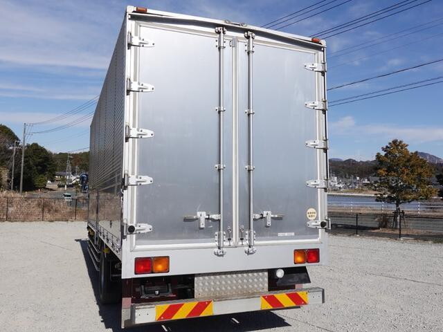 三菱ふそうファイターアルミウイング増トン（6t・8t）[写真07]