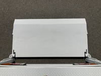 三菱ふそうキャンター平ボディ小型（2t・3t）[写真13]