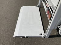 三菱ふそうキャンター平ボディ小型（2t・3t）[写真14]