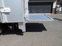 日野デュトロアルミバン小型（2t・3t）[写真16]