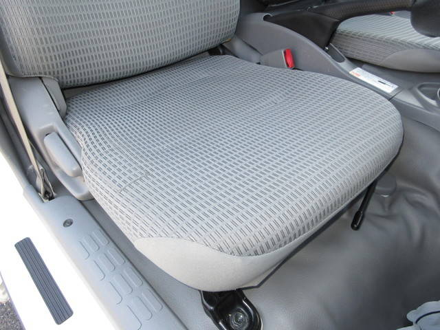 日野デュトロアルミバン小型（2t・3t）[写真21]