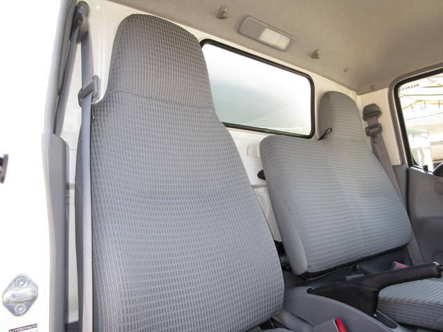 日野デュトロアルミバン小型（2t・3t）[写真22]