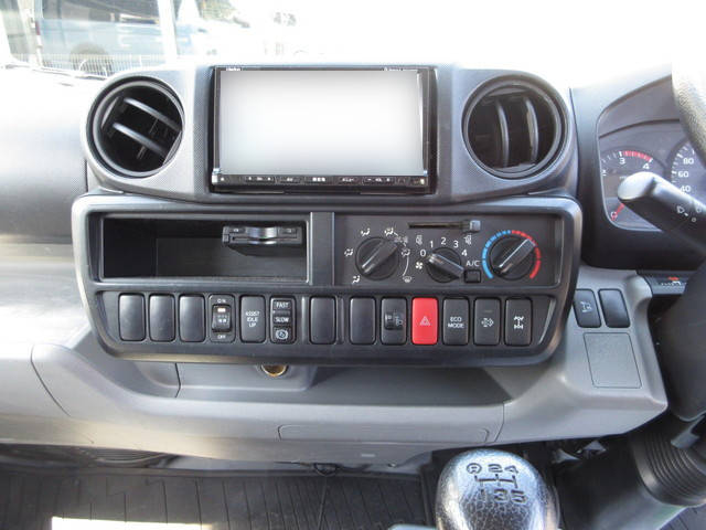 日野デュトロアルミバン小型（2t・3t）[写真27]