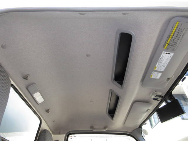 日野デュトロアルミバン小型（2t・3t）[写真35]