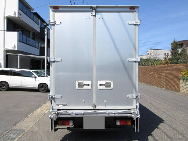 日野デュトロアルミバン小型（2t・3t）[写真05]