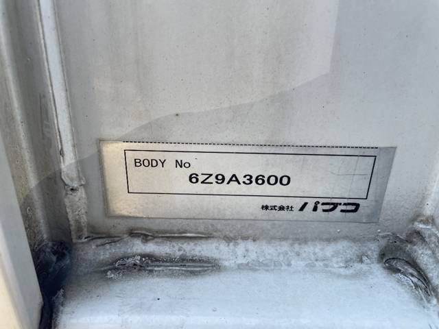 三菱ふそうスーパーグレートパネルウイング大型（10t）[写真10]