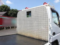 三菱ふそうキャンター平ボディ小型（2t・3t）[写真16]