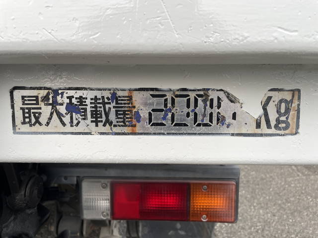 三菱ふそうキャンターダンプ小型（2t・3t）[写真14]