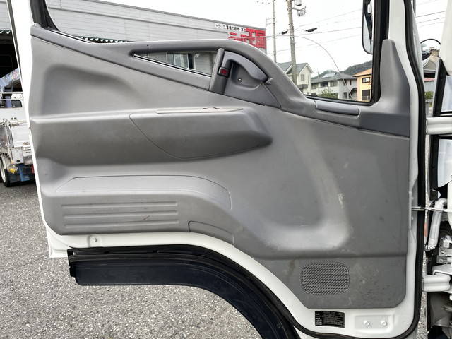三菱ふそうキャンターダンプ小型（2t・3t）[写真26]