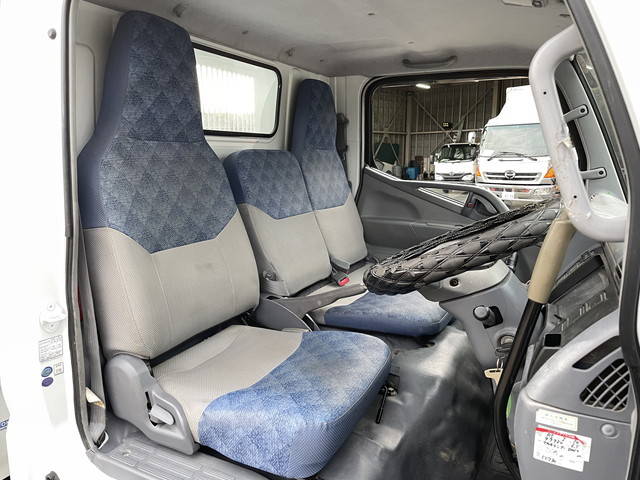 三菱ふそうキャンターダンプ小型（2t・3t）[写真29]