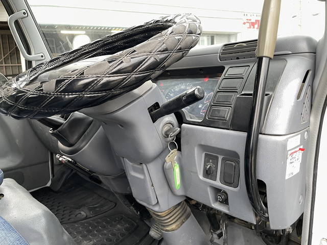 三菱ふそうキャンターダンプ小型（2t・3t）[写真31]