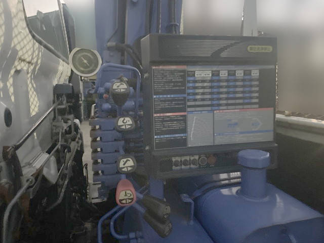 日野レンジャークレーン5段中型（4t）[写真07]