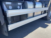 日野プロフィアトレーラーヘッド（トラクターヘッド）大型（10t）[写真14]