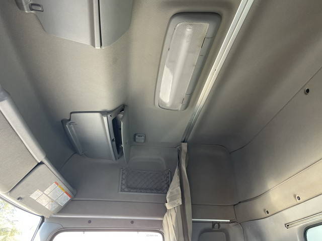 日野プロフィアトレーラーヘッド（トラクターヘッド）大型（10t）[写真28]