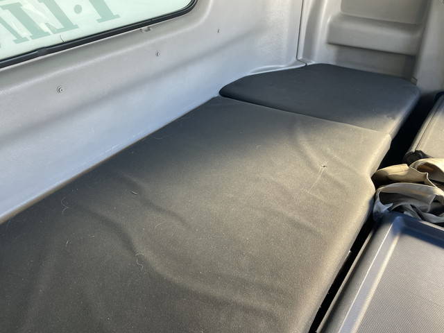 日野プロフィアトレーラーヘッド（トラクターヘッド）大型（10t）[写真31]