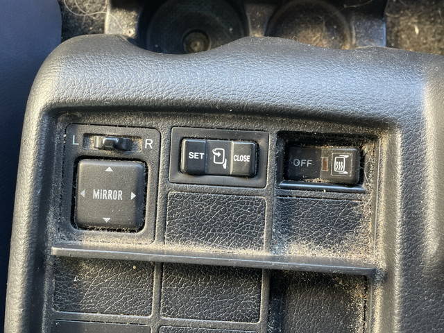 日野プロフィアトレーラーヘッド（トラクターヘッド）大型（10t）[写真36]