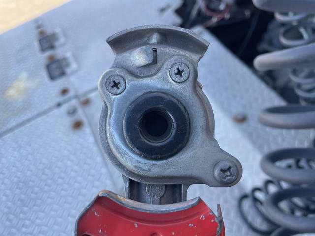 日野プロフィアトレーラーヘッド（トラクターヘッド）大型（10t）[写真07]