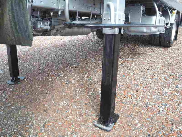 三菱ふそうファイターセルフローダー中型（4t）[写真15]