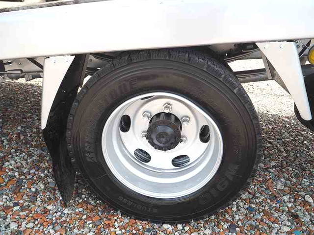 三菱ふそうファイターセルフローダー中型（4t）[写真23]