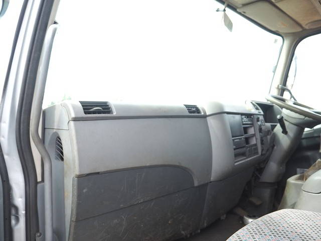 三菱ふそうファイターセルフローダー中型（4t）[写真36]