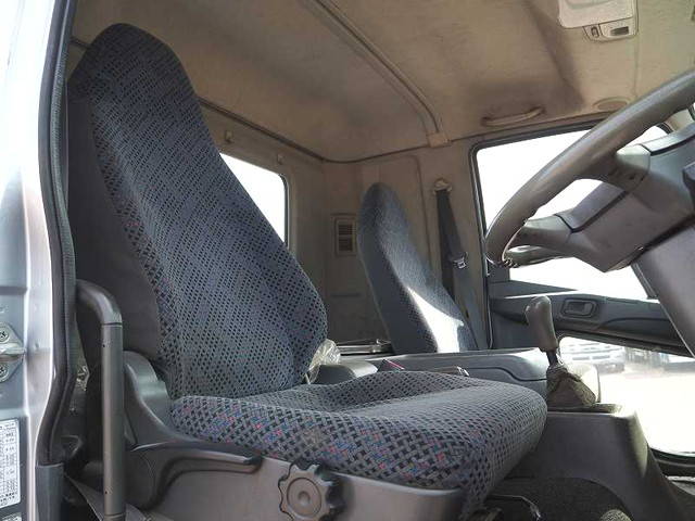 三菱ふそうファイターセルフローダー中型（4t）[写真38]