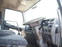 三菱ふそうファイターセルフローダー中型（4t）[写真40]