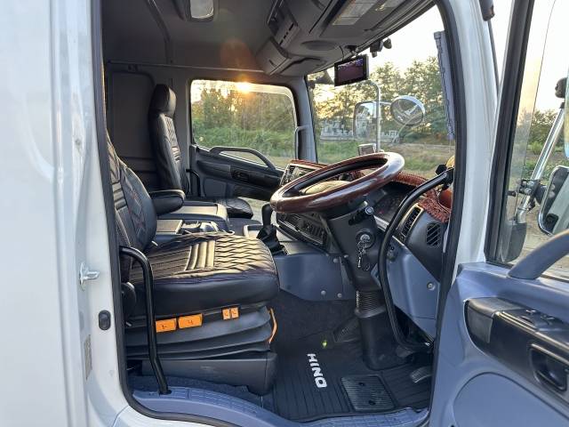 日野プロフィアヒップリフター大型（10t）[写真24]