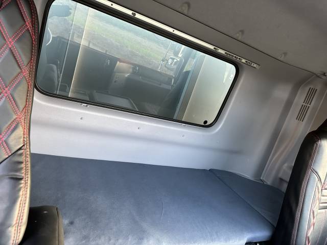 日野プロフィアヒップリフター大型（10t）[写真32]