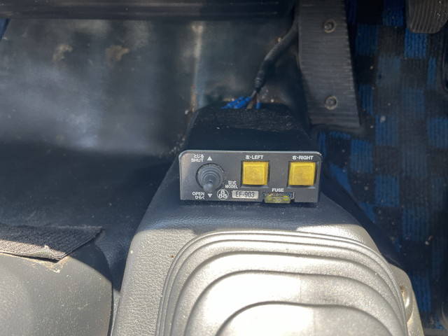 日野レンジャーダンプ増トン（6t・8t）[写真34]