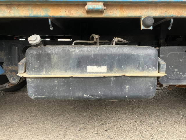 三菱キャンターダンプ小型（2t・3t）[写真19]