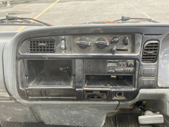 三菱キャンターダンプ小型（2t・3t）[写真33]