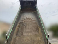 UDトラックスクオンダンプ大型（10t）[写真11]