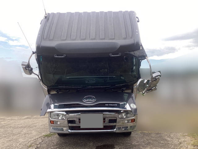 UDトラックスクオンダンプ大型（10t）[写真08]