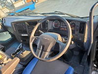 いすゞギガ深ダンプ（土砂禁ダンプ）大型（10t）[写真10]