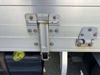 いすゞフォワードアルミウイング中型（4t）[写真09]