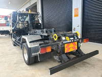 三菱ふそうファイターコンテナ専用車増トン（6t・8t）[写真04]