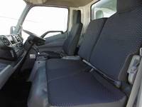 日野デュトロアルミバン小型（2t・3t）[写真11]