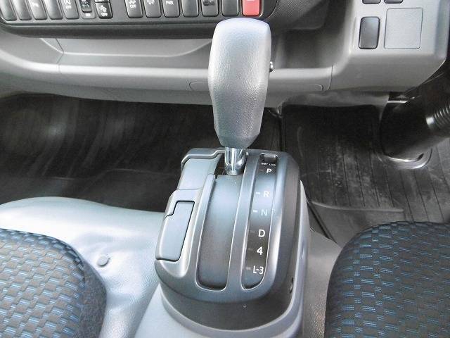 日野デュトロアルミバン小型（2t・3t）[写真09]